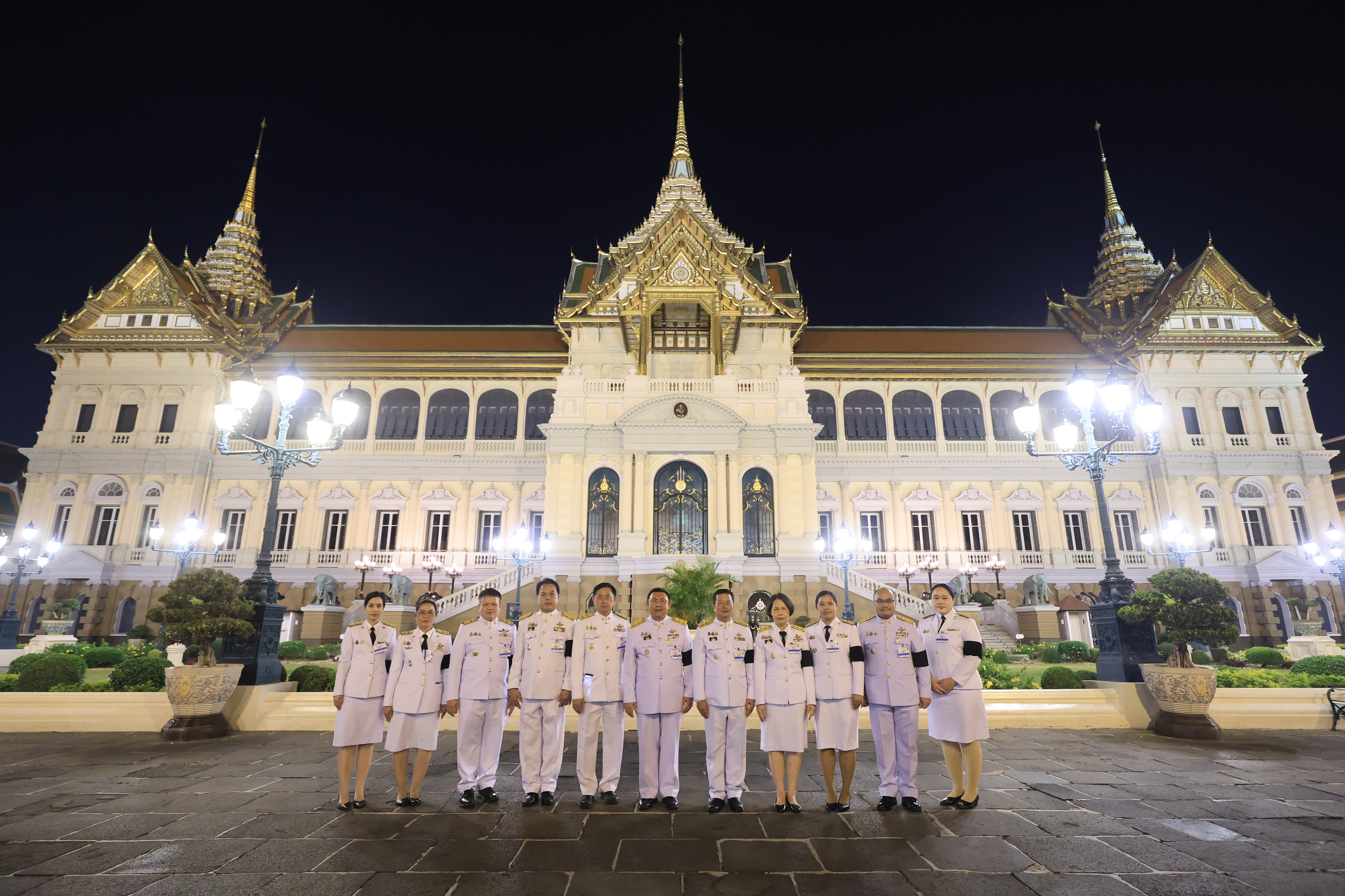 title - สำนักงานการปฏิรูปที่ดินเพื่อเกษตรกรรม รับพระราชทานพระบรมราชานุญาตให้ร่วมเป็นเจ้าภาพบำเพ็ญกุศลถวายพระบรมศพ สมเด็จพระนางเจ้าสิริกิติ์ พระบรมราชินีนาถ พระบรมราชชนนีพันปีหลวง